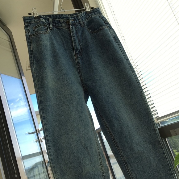 High-waist Ankle Jeans - Picture 5 of 16